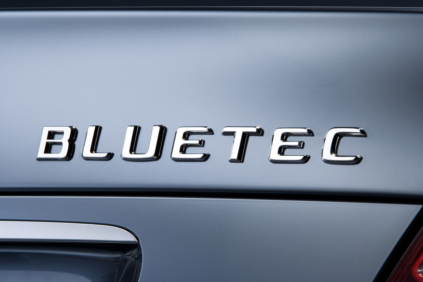 Mercedes-Benz_BlueTec_logo